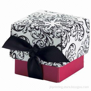 Cardboard Gift Box with 8 x 8 x 12cm Box Size